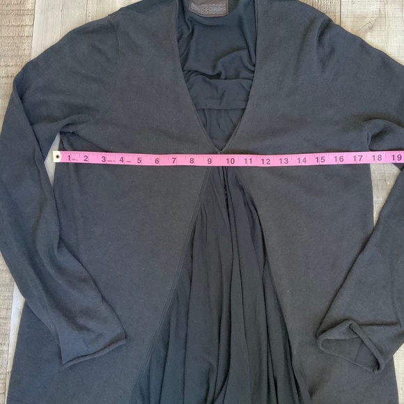 Anthropologie Guinevere Grey Linen Blend Open Front Drape Cardigan SZ M - Picture 13 of 14